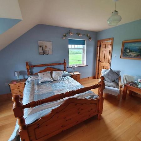 Wild Atlantic Stays Castlemaine Esterno foto